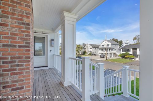 400 Newark Ave, Point Pleasant Beach NJ 08742-4141 exterior