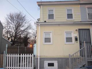 2625 Cramer St, Camden NJ  08105-1145 exterior
