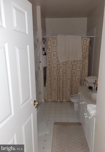 4550 Strutfield Ln, Alexandria VA 22311-4965 exterior