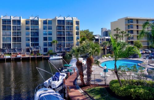 11 Royal Palm Way, Boca Raton, FL 33432-8764