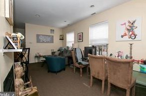 2047 Green St, Philadelphia PA 19130-3111 exterior