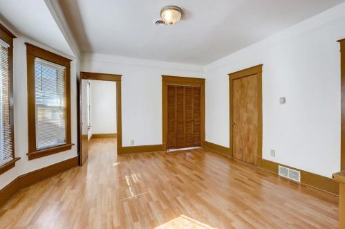 2438 7 St, Milwaukee WI 53215-3226 exterior