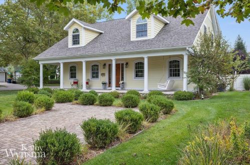 2514 Hall St, Grand Rapids, MI 49506-3507