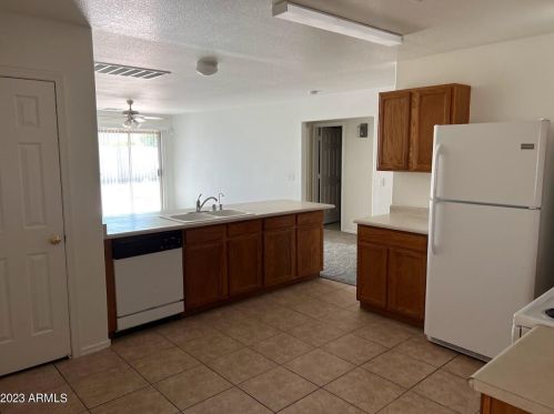 3217 65th Dr, Phoenix AZ  85043-1949 exterior