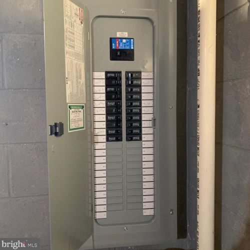 27 Erbitea Ln, New Castle DE 19720-4655 exterior