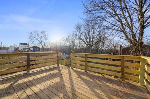 436 Oneida St, Pittsburgh PA  15211-1220 exterior