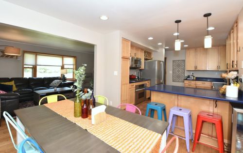 11825 Garfield Ave, Milwaukee WI  53226-2025 exterior