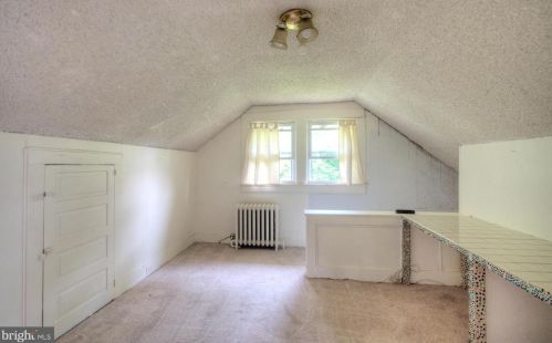 22 4 Ave, Runnemede NJ 08078-1302 exterior