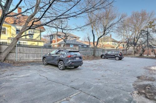 154 Irving Ave, Providence RI 02906-5457 exterior