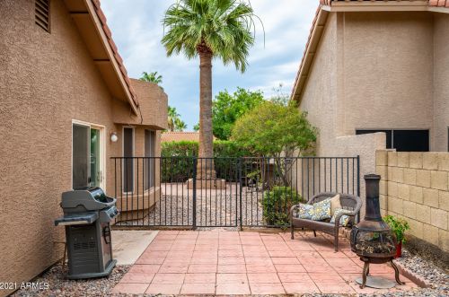 1387 Carriage Ln, Chandler AZ 85224-1103 exterior