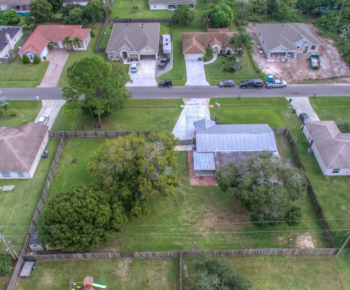 3832 Chicopee St, Fort Pierce FL 34953-5373 exterior