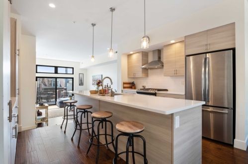 521 Jefferson St, Pittsburgh PA  15212-4418 exterior