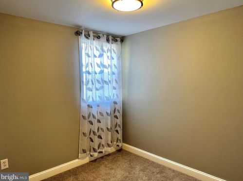 4045 Glendale St, Philadelphia PA 19124-5319 exterior