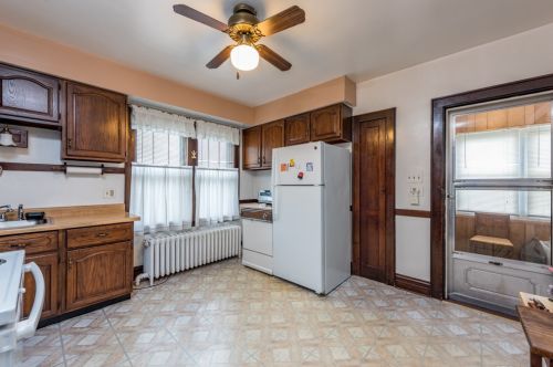 901 Lenox Ave, Waukegan IL 60085-7439 exterior