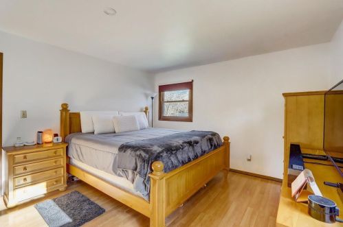 2327 Parnell Ave, Milwaukee WI 53221-4250 exterior