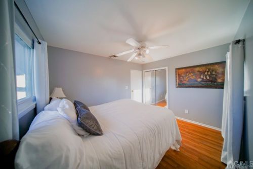 7 Stima Ave, Carteret NJ 07008-1214 exterior