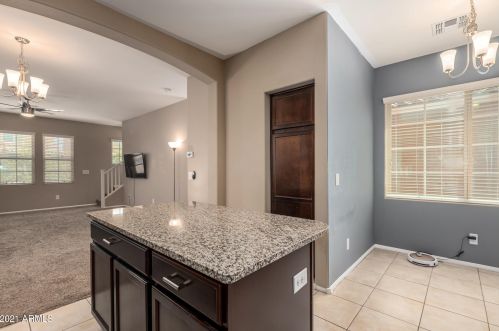 2016 77th Ln, Phoenix AZ  85035-5122 exterior