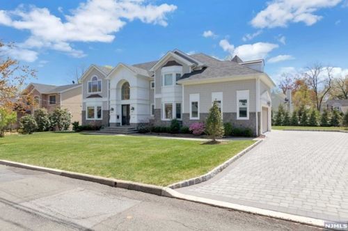 164 Hickory Ave, Tenafly, NJ 07670-1512