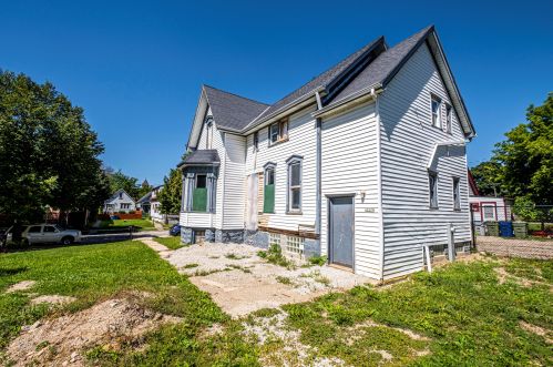 2222 Hubbard St, Milwaukee WI  53212-3344 exterior