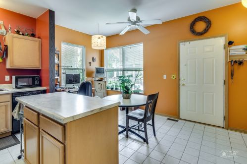 908 40, Chicago IL 60653-2803 exterior