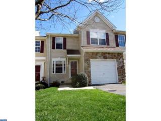977 Katie Cir, Limerick PA  19468-3136 exterior