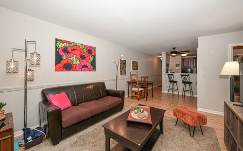 2222 Belleview Pl, Milwaukee, WI 53211-4005