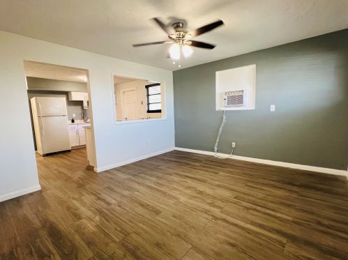 522 11 Ave, Boynton Beach FL 33435-3053 exterior