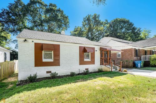 1324 Bernard St, Atlanta GA  30314-2402 exterior