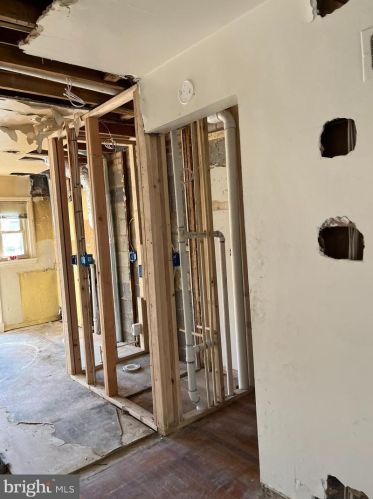 2221 15 St, Washington DC 20018-1222 exterior