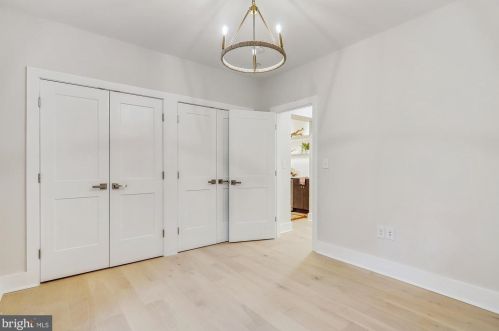 106 Geneva Ave, Silver Spring MD  20910-5105 exterior