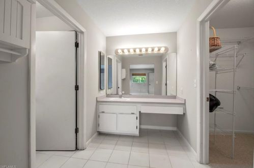 10268 Boca Cir, Naples FL 34109-7322 exterior