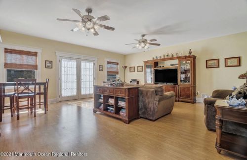 609 Ave, Belmar NJ 07719-2710 exterior