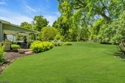 234 Old York Rd, Bridgewater NJ 08807-2686 exterior