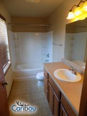 627 Hercules Trl, Madison WI  53718-2932 exterior