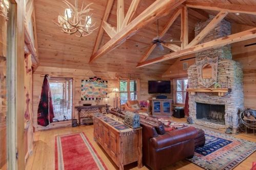 5808 Beacon Dr, Austin TX 78734-1416 exterior