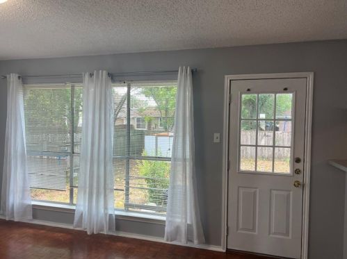 4712 Castleman Dr, Austin TX  78725-1720 exterior