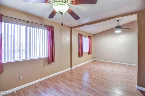 7330 Coolidge St, Phoenix AZ 85015-3845 exterior