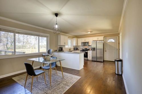 3291 Clifton Church Rd, Atlanta GA  30316-4945 exterior