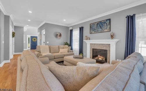 138 Ardmaer Dr, Bridgewater NJ 08807-2766 exterior