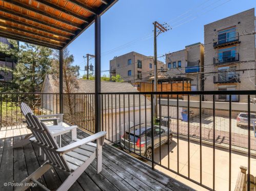 1510 Cleveland Ave, Chicago IL  60610-1195 exterior