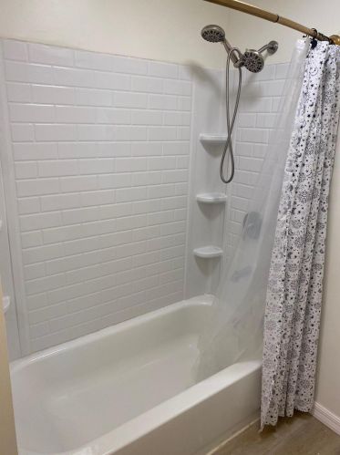 83 Live Oak Ave, Defuniak Springs FL  32435-2360 exterior