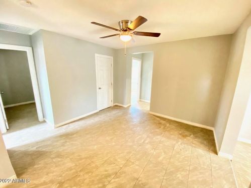 1829 37 Dr, Phoenix AZ 85029-1109 exterior