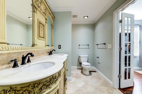 25 Stoneleigh Towers, Saint Louis MO 63132-3716 exterior