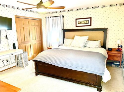 149 Freezer Rd, Middletown NY 10941-1821 exterior