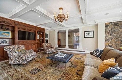 264 Upper Mtn Ave, Montclair NJ 07043-1417 exterior