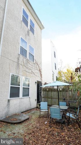 1823 18th St, Philadelphia PA  19121-3309 exterior