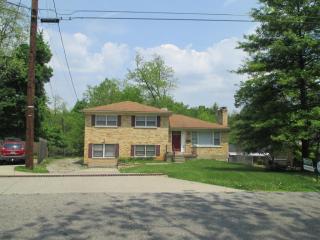 8306 Denise Dr, Louisville, KY 40219-5126