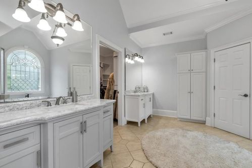 2132 Innsfail Dr, Lithonia GA  30078-2059 exterior