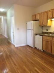 122 Cambridge St, Cambridge MA  02141-1819 exterior