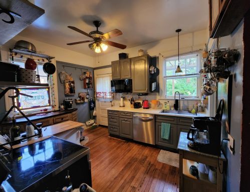 11339 Bell Ave, Chicago IL 60643-4121 exterior